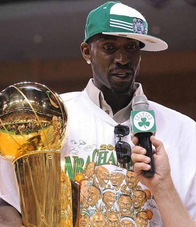 世俱杯奖金-热血沸腾！顶尖球员争夺冠军荣耀的简单介绍