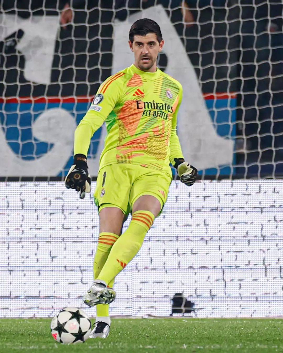 皇家马德里霸气侧漏，欧冠无缘夺冠