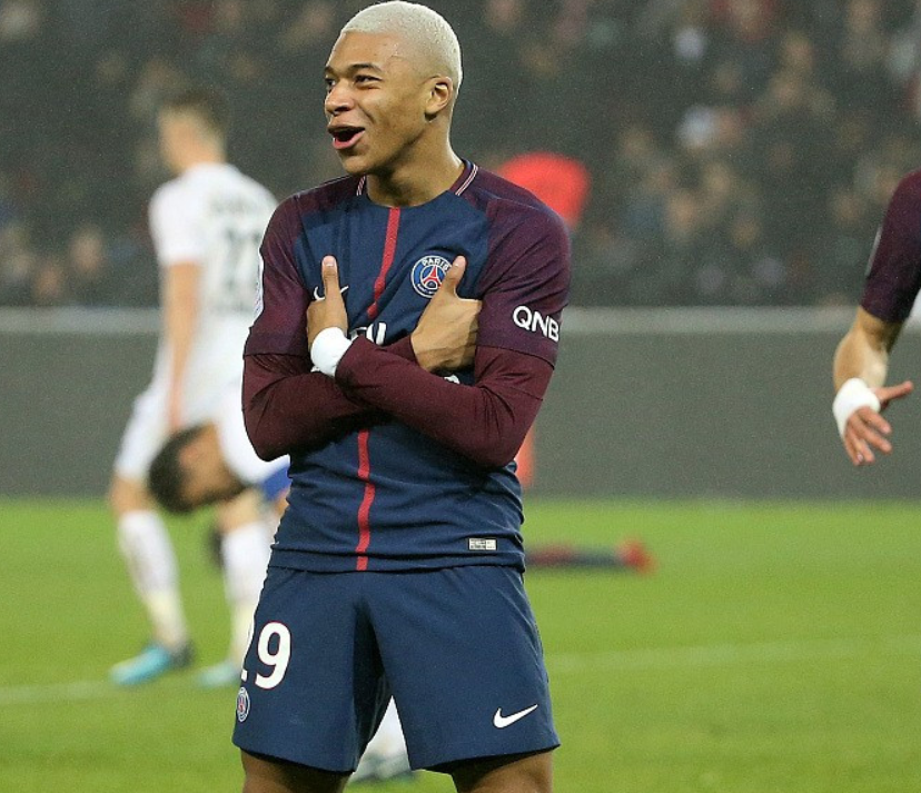 世俱杯参赛资格-美国代表团表现出色，赢得赞誉！