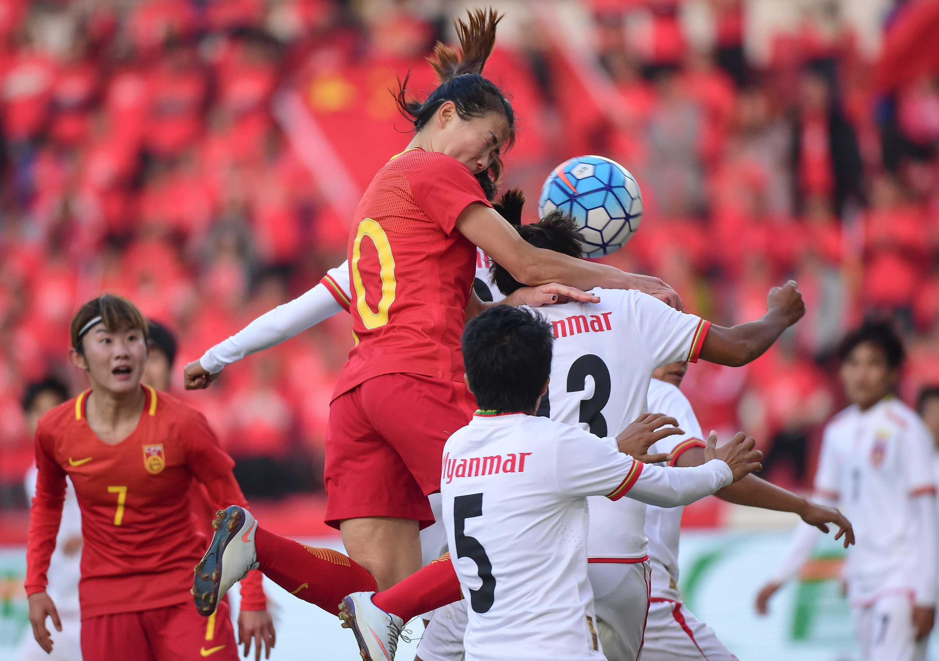 世俱杯直播-泰国女足逆转韩国，晋级国际锦标赛半决赛