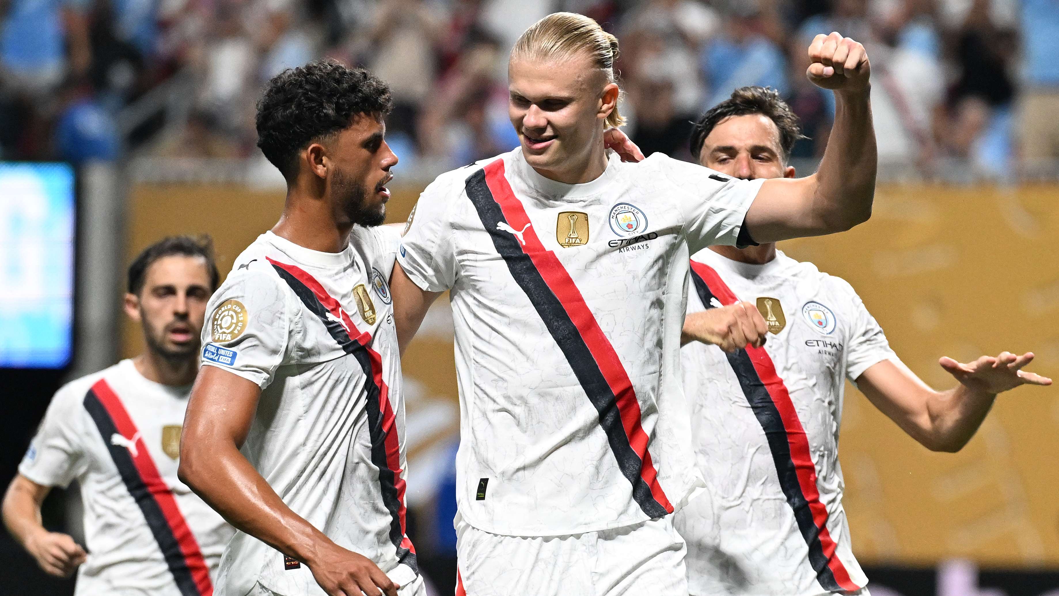 世俱杯冠军-曼城主教练布罗斯精彩战术：多点开花稳扎稳打