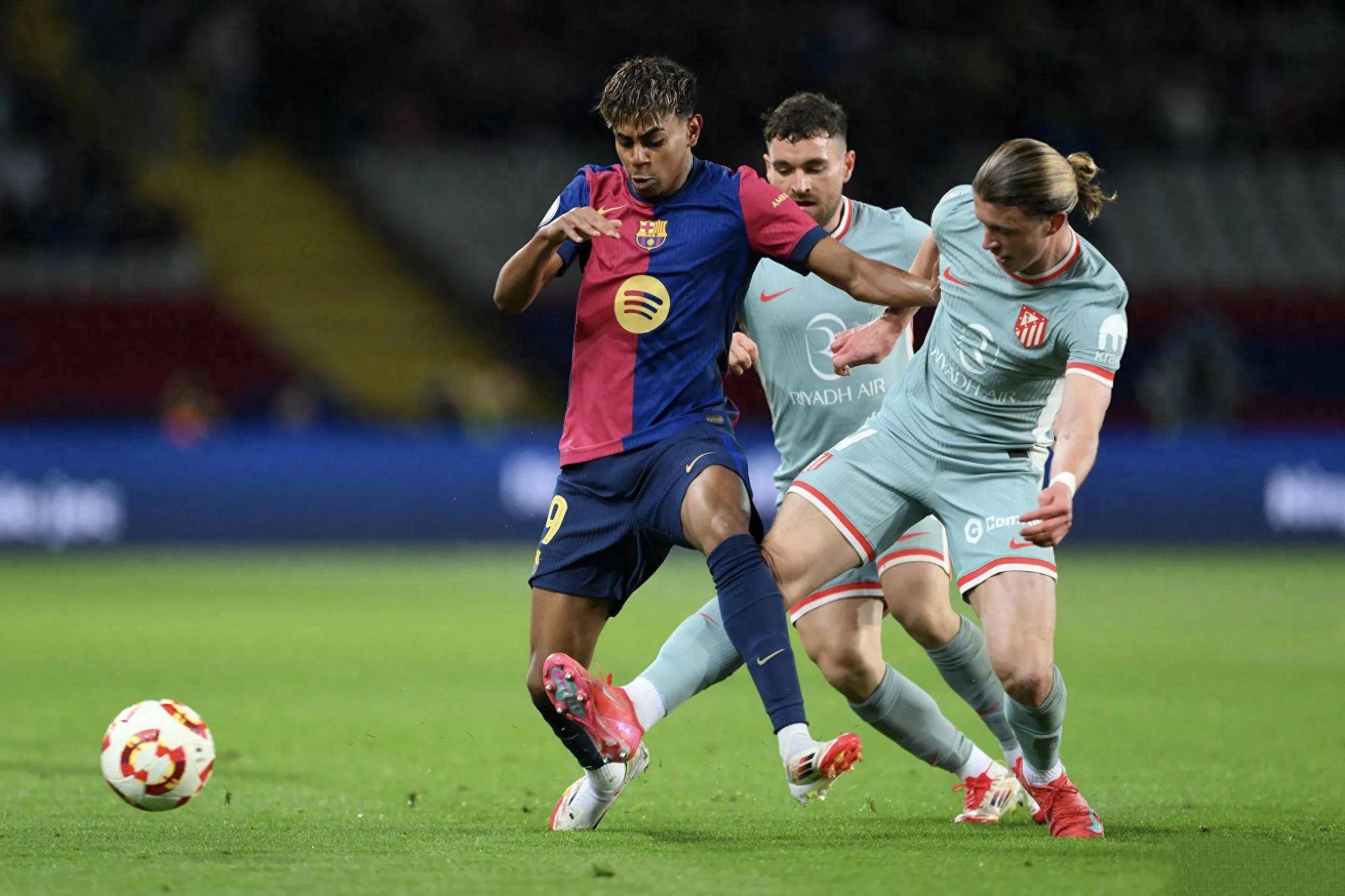 世俱杯时间-瓦伦西亚主场连胜，赛季表现稳中有升