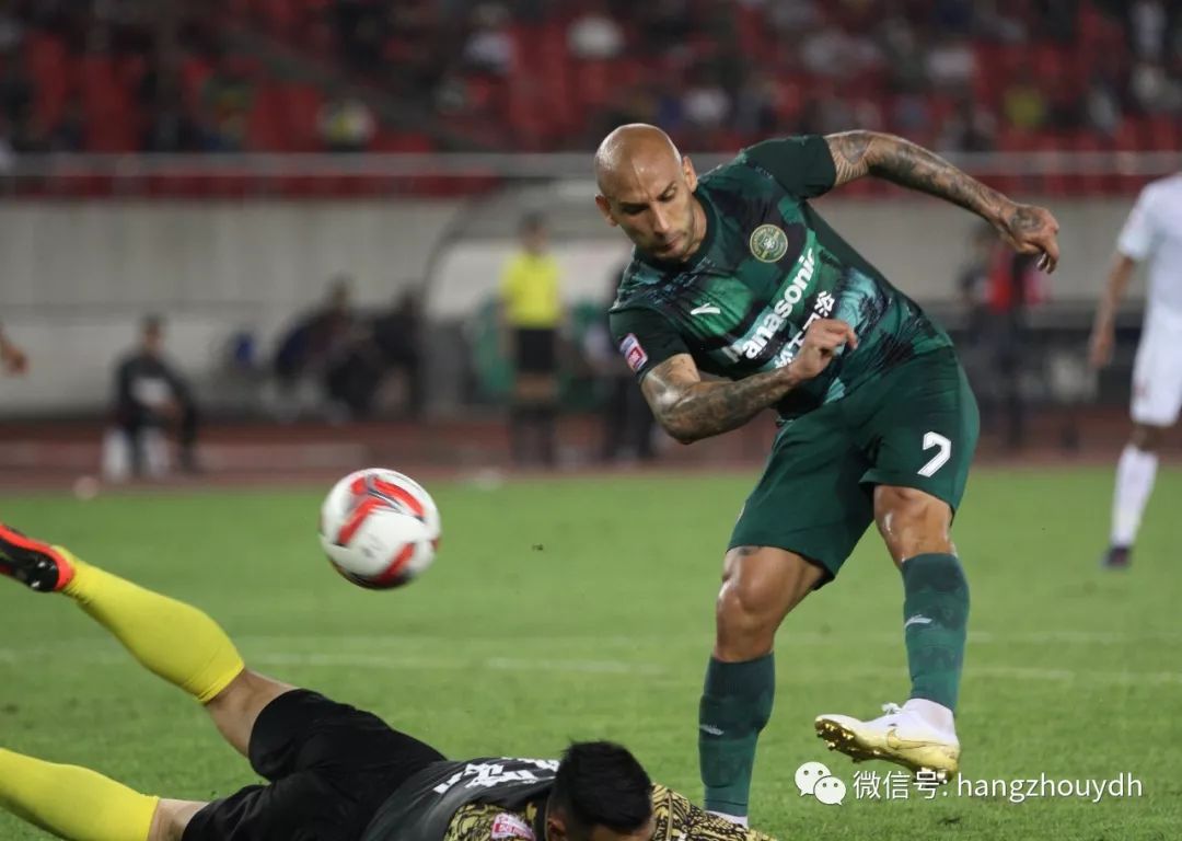 关于克罗托内客场获得重要胜利，球队信心大增的信息