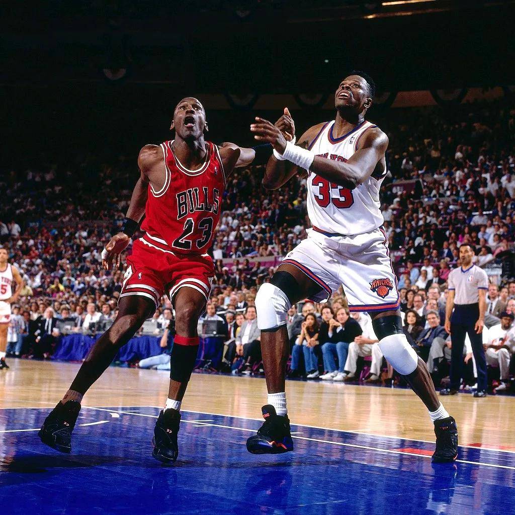 世俱杯参赛资格-纽约尼克斯队全队发挥出色，获得胜利