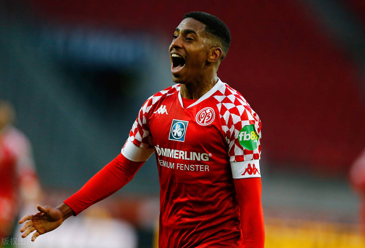 美因茨客场取胜，成功保级乐透奖